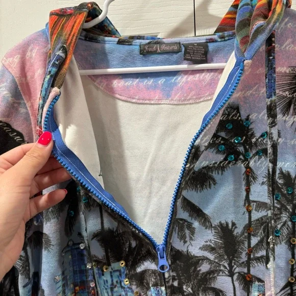 FRENCH POSTCARDS Women’s Handcrafted Miami Scene Velvet Zip Up Sweatshirt size M - Picture 4 of 6